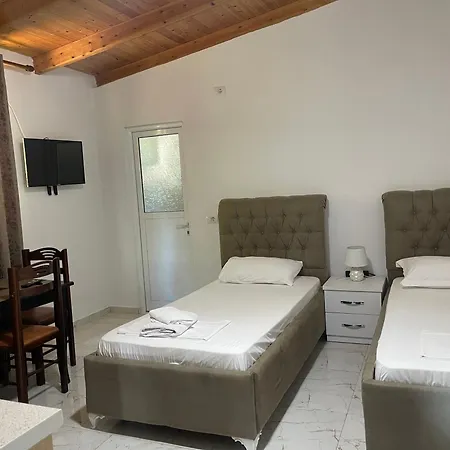 Emiljano Seaview Appartement Ksamil