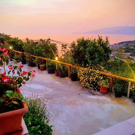 Emiljano Seaview Апартаменты Ксамил