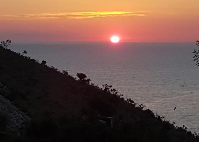 Emiljano Seaview Ksamil